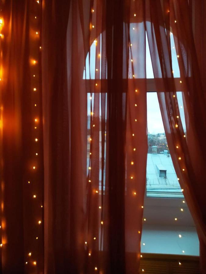 Світло Є! Історичний Центр! Apartamento Kiev Exterior foto
