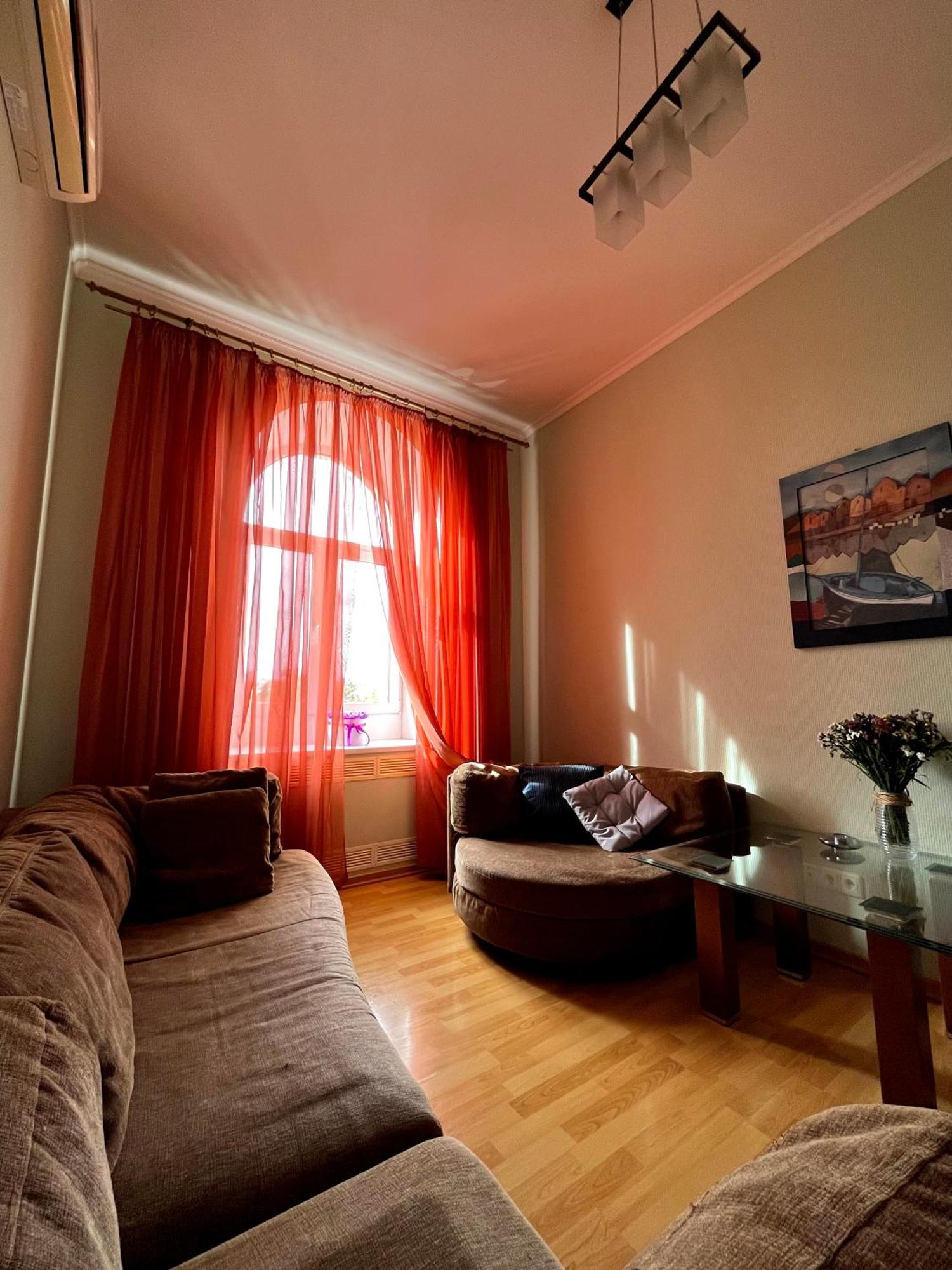 Світло Є! Історичний Центр! Apartamento Kiev Exterior foto