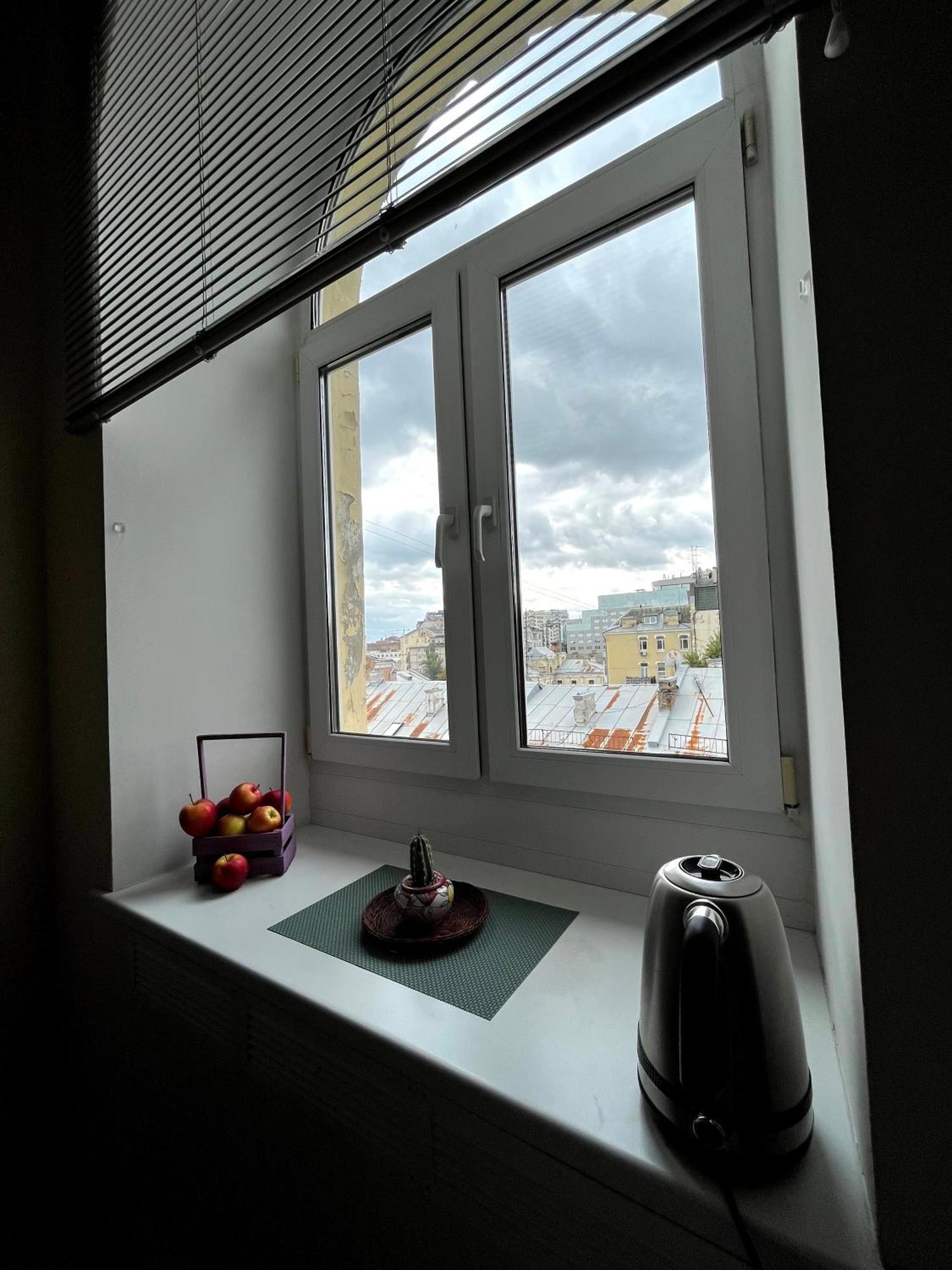 Світло Є! Історичний Центр! Apartamento Kiev Exterior foto